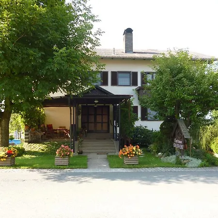 Ubytování v soukromí Gaestehaus Schleich *