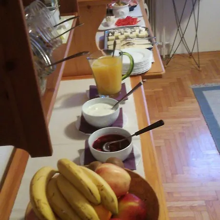 Gaestehaus Schleich Homestay Bad Radkersburg