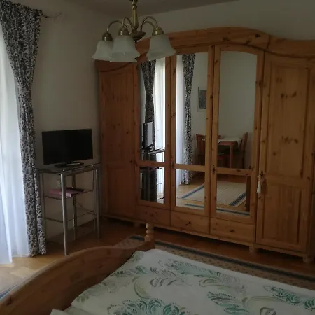 Gaestehaus Schleich Ubytování v soukromí